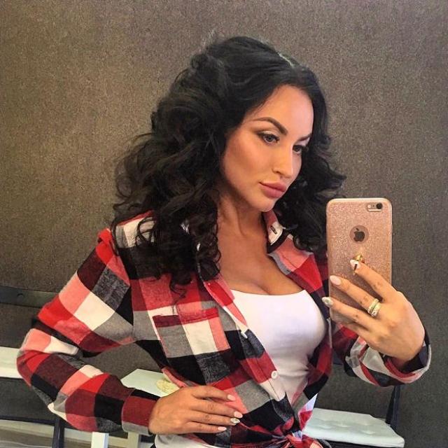 באזור הצפון – קירה-אישה שמגיעה עד אליך - תמונה 2